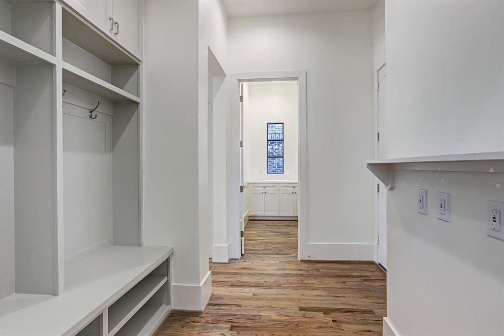 4429 Mildred Street, Bellaire, TX 77401