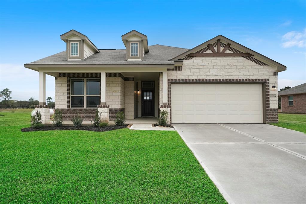 1114 Bernard Meadows, East Bernard, TX 77435