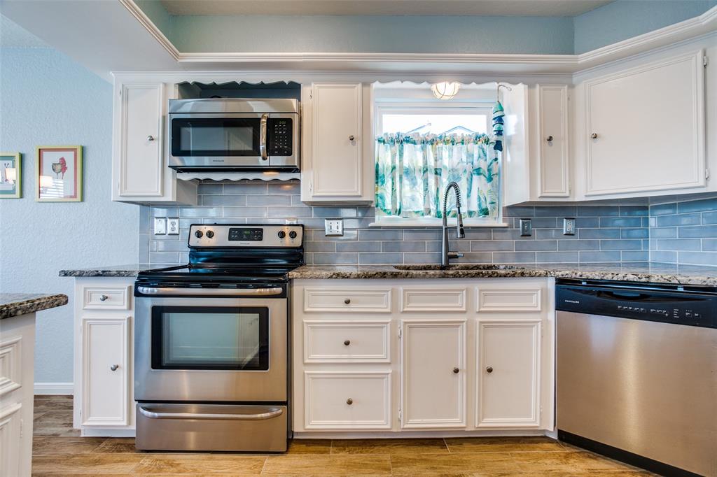 20 N Sandpiper Street, La Marque TX 77568