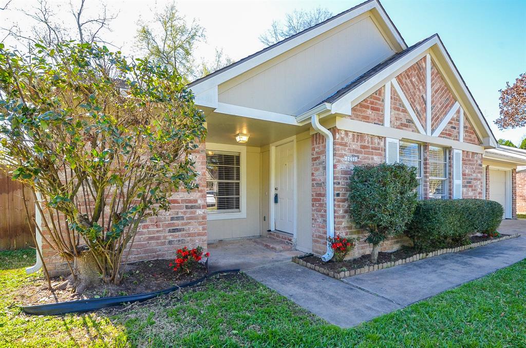 22415 Smokey Hill Drive, Katy, TX 77450