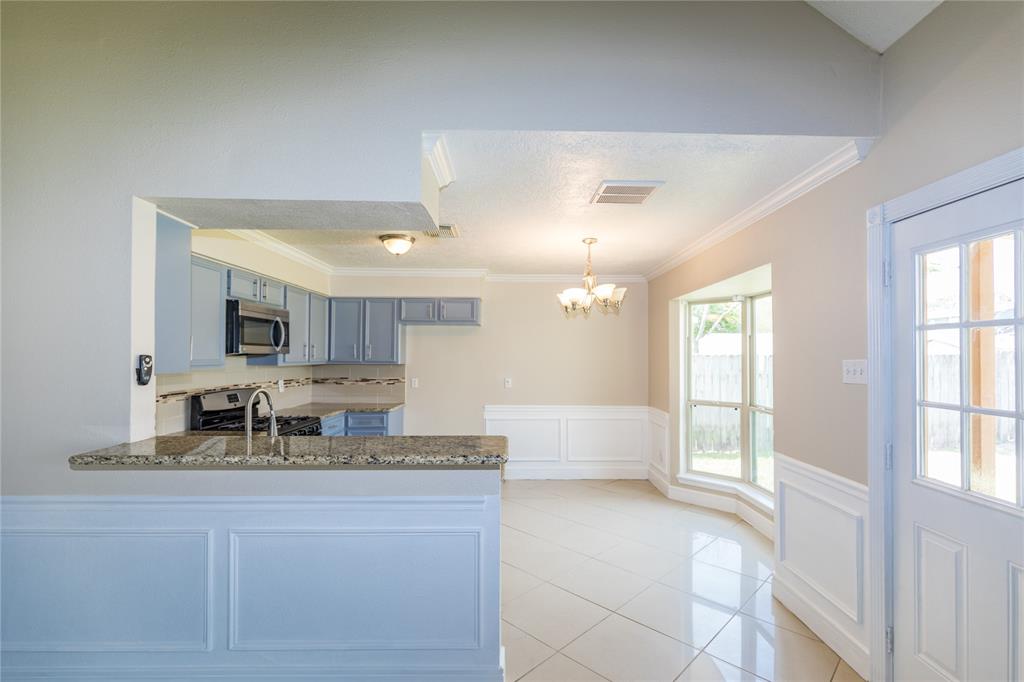 4117 Gallant Fox Drive, Pasadena, TX 77503