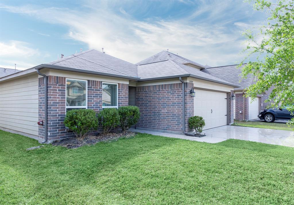 16809 Northern Flicker Trail, Conroe, TX 77385