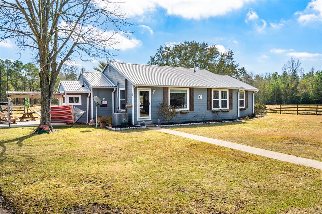 8319 FM 562, Anahuac, TX 77514