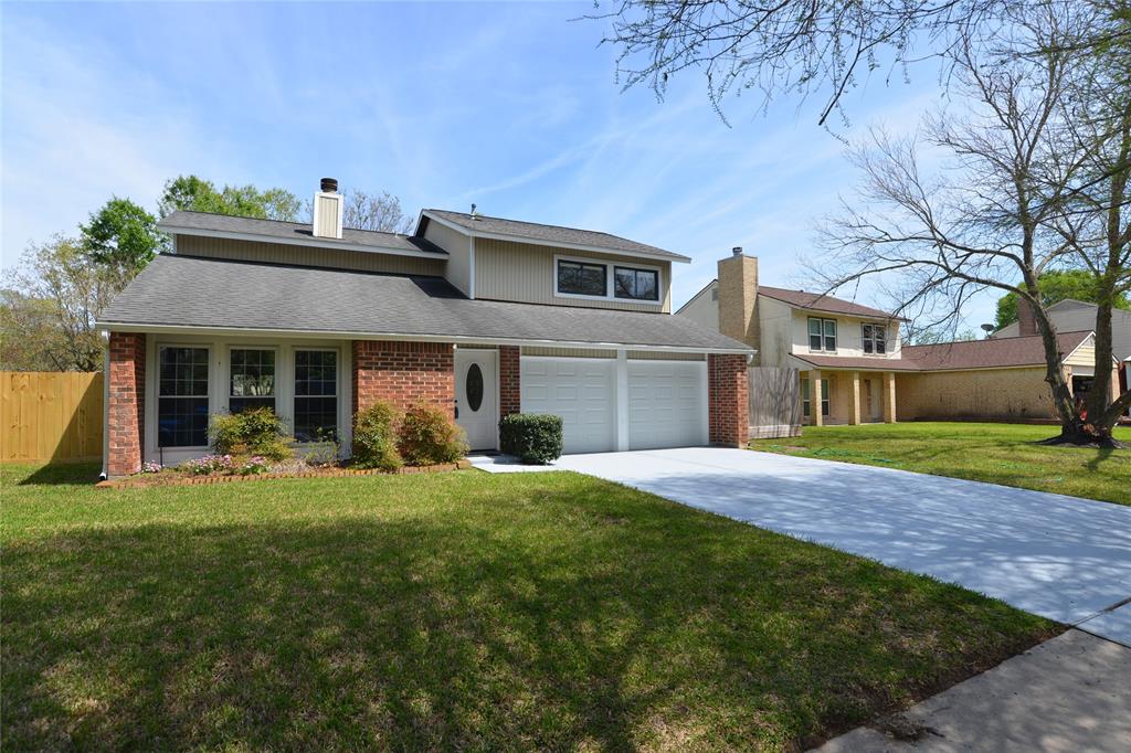 431 Gleneagles Drive, Friendswood, TX 77546