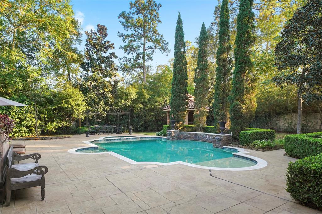 35 Hildene Way, The Woodlands, TX 77382