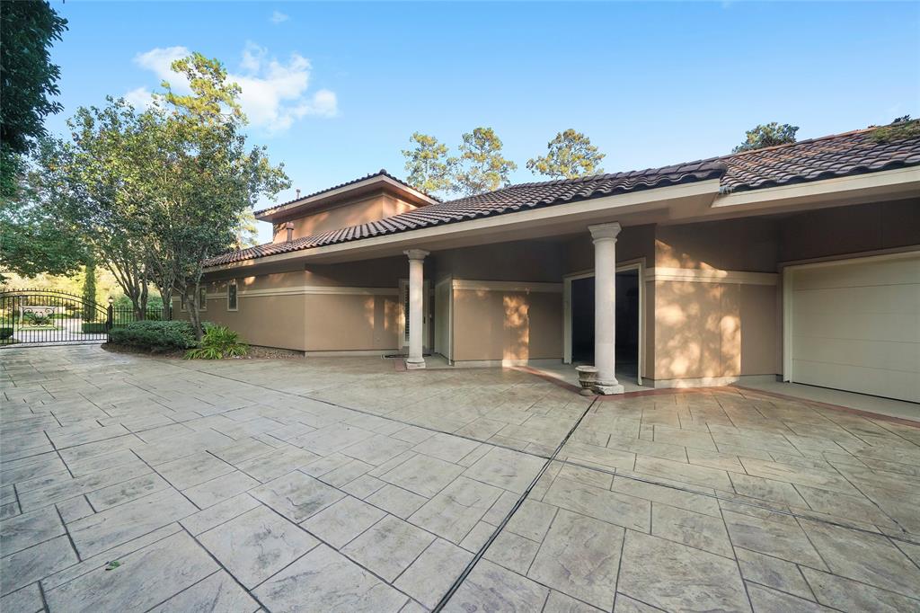 35 Hildene Way, The Woodlands, TX 77382