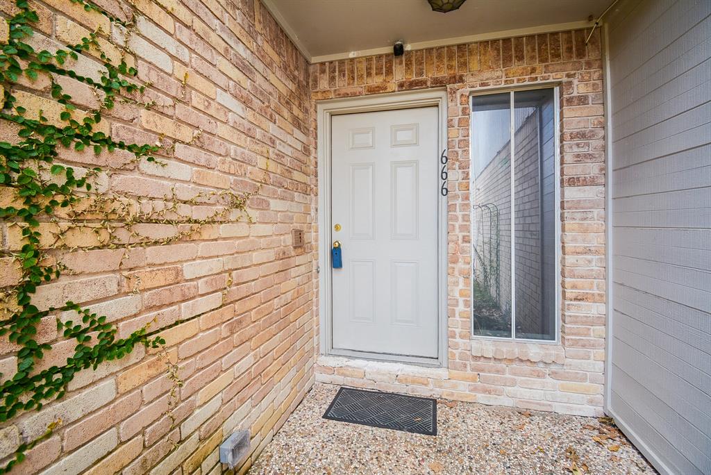 666 N Eldridge Parkway, Houston, TX 77079