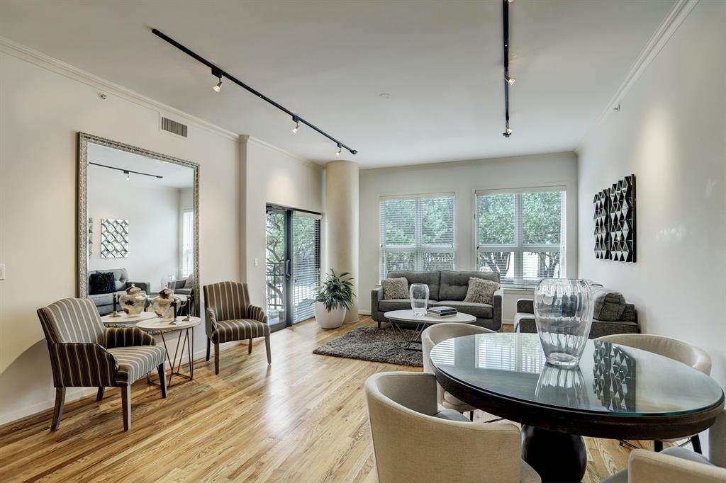 Houston Luxury High Rise Condos Under 400K