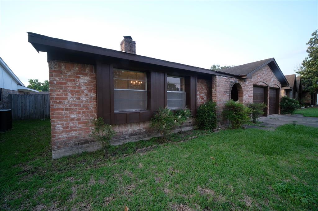 Homes For Sale zoned to Holub Middle School Alief ISD