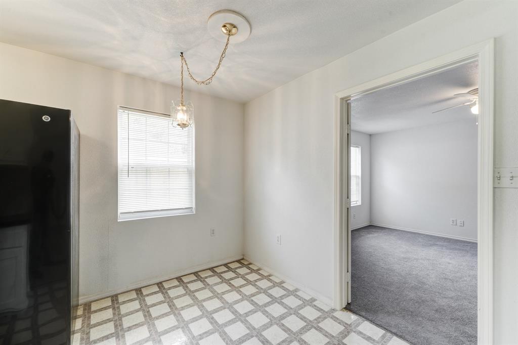 2713 Dow Circle, Deer Park, TX 77536