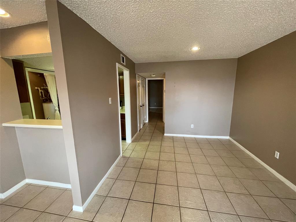 1140 Marina Bay Drive 104A, Clear Lake Shores, TX 77565