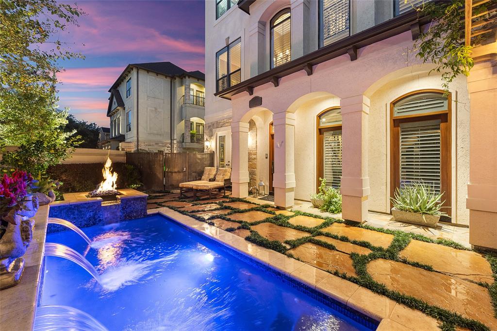 Houston TX Homes with Pool, Real Estate, Houses, Properties