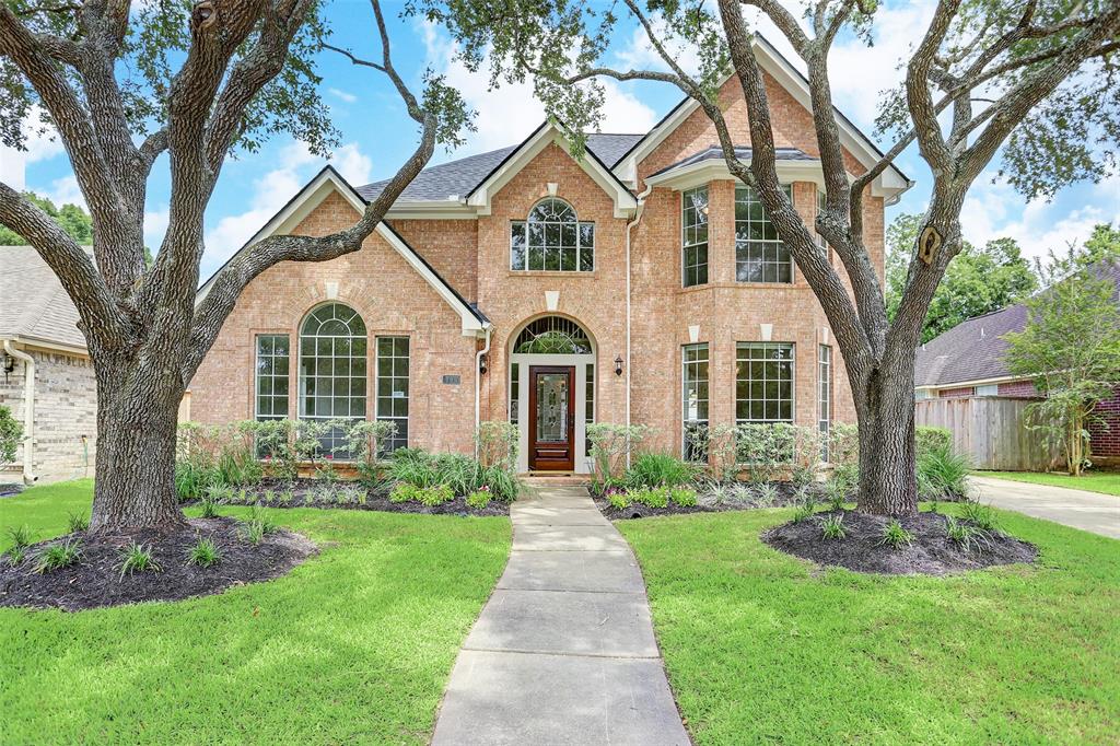 706 KNOLL FOREST DRIVE, Sugar Land TX Real Estate Listing
