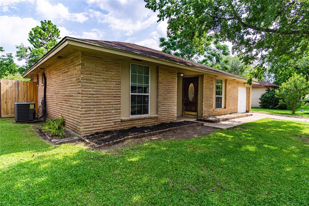Homes For Sale zoned to Boone Elementary Alief ISD