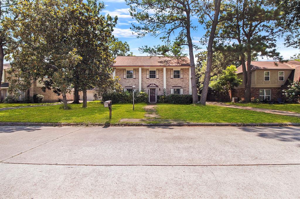 4903 Sabrina Drive, Houston, TX 77066