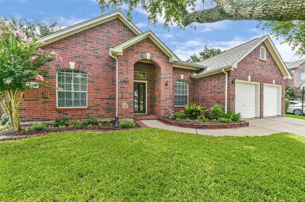 Houses in Heritage Park Friendswood TX Luxury Homes & Real Estate