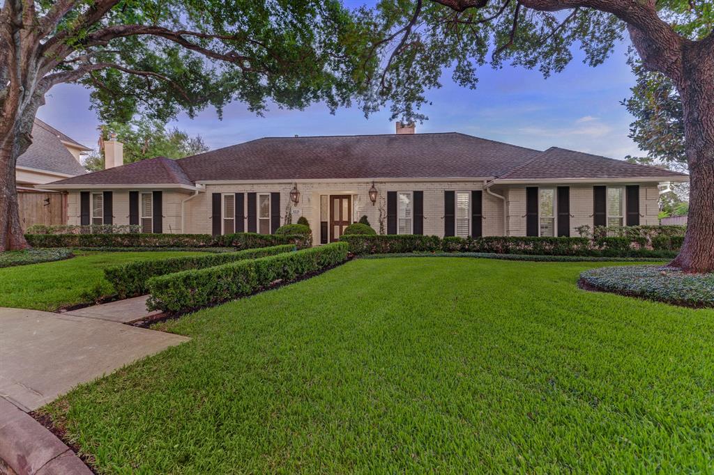 1 Story Homes for Sale in Houston TX Mason Luxury Homes