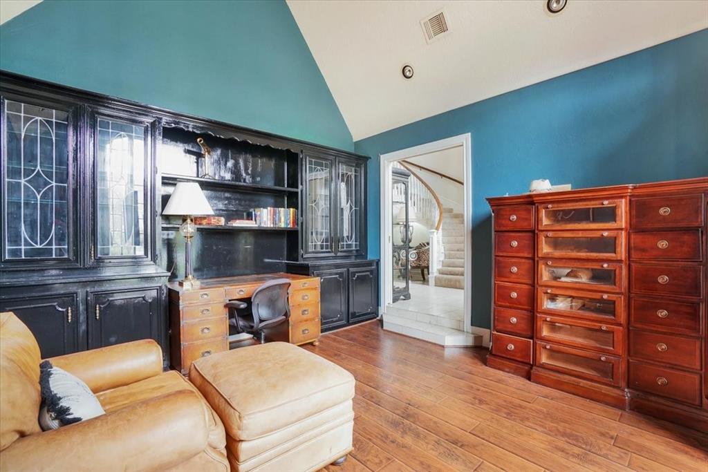 3123 Ivy Falls Drive, Houston, TX 77068