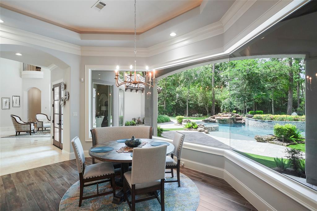 62 N Gary Glen Circle, The Woodlands, TX 77382