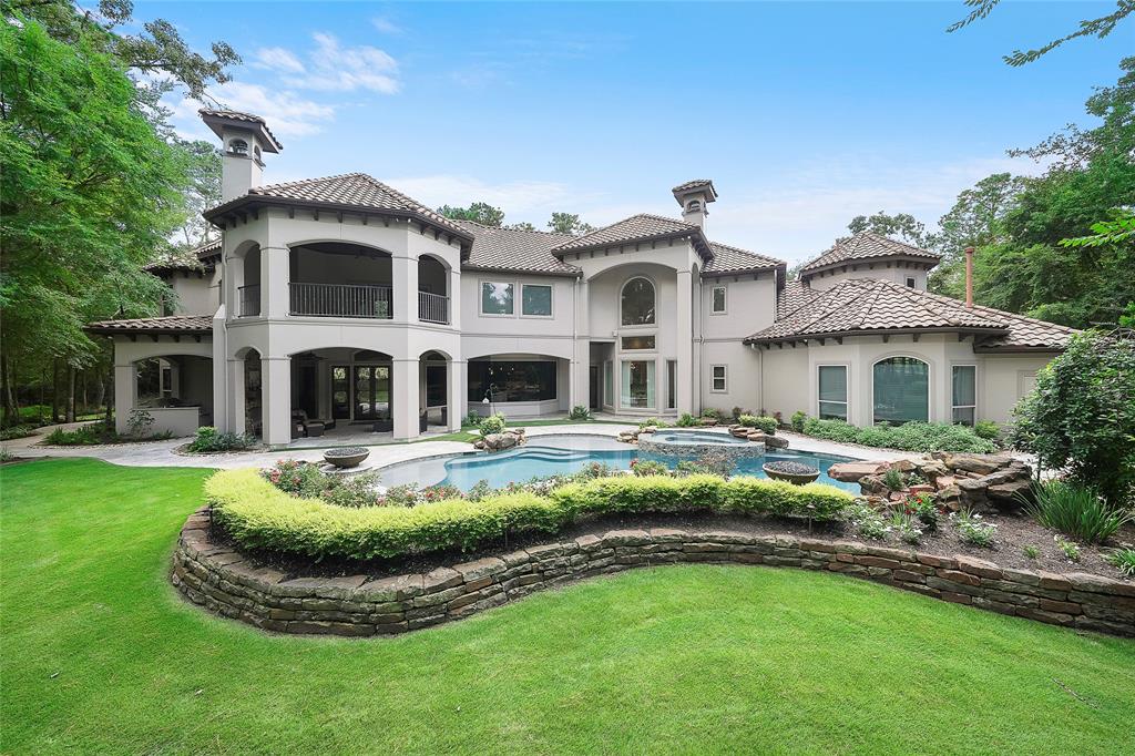 62 N Gary Glen Circle, The Woodlands, TX 77382