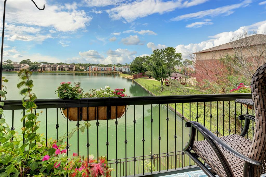 2102 Lakeshore Edge Drive, Houston, TX 77080