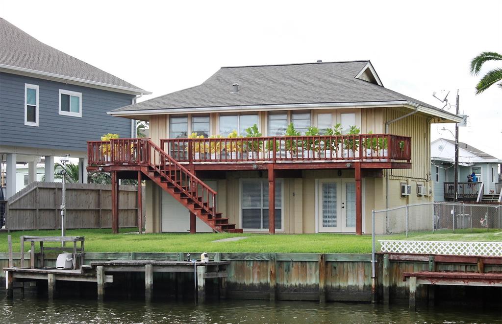 34 Dolphin Street, Bayou Vista, TX 77563