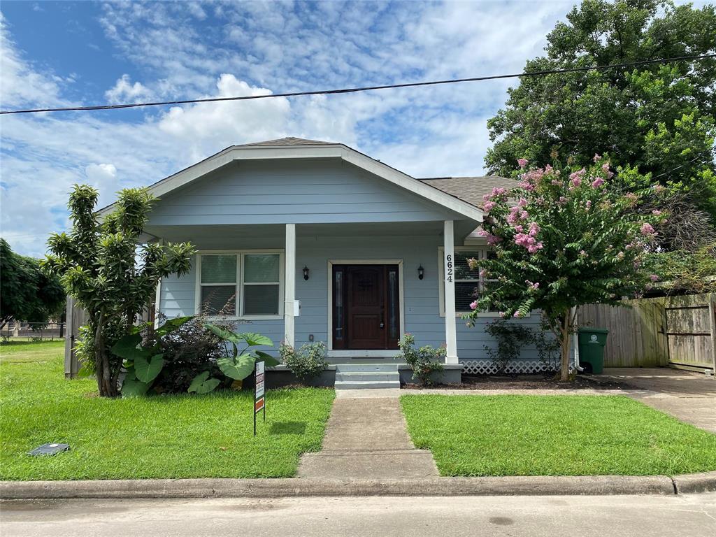 Sold 6624 Avenue N, Houston, TX 77011 3 Beds / 2 Full Baths