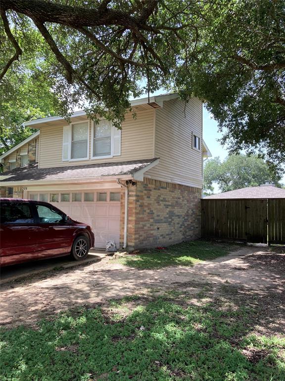 2414 Pheasant Creek Drive, Sugar Land, TX 77498