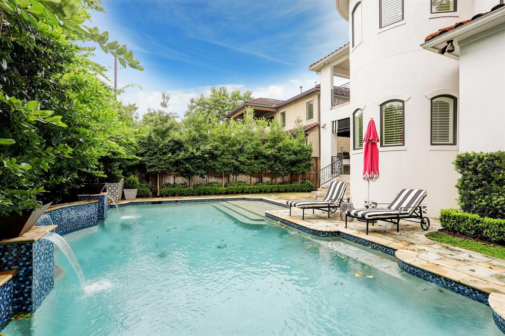 4907 Bellaire Boulevard, Bellaire, TX 77401