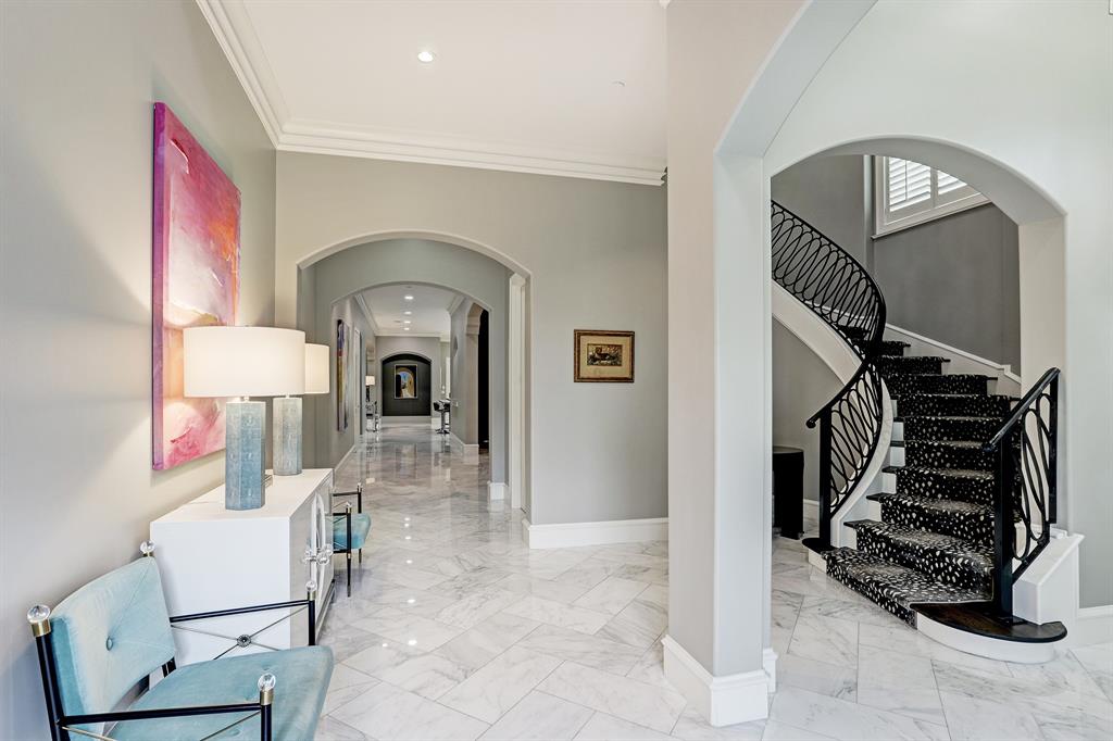 4907 Bellaire Boulevard, Bellaire, TX 77401