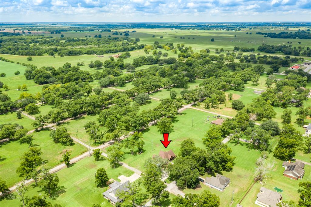 1876 Newgulf Drive, Boling, TX 77420
