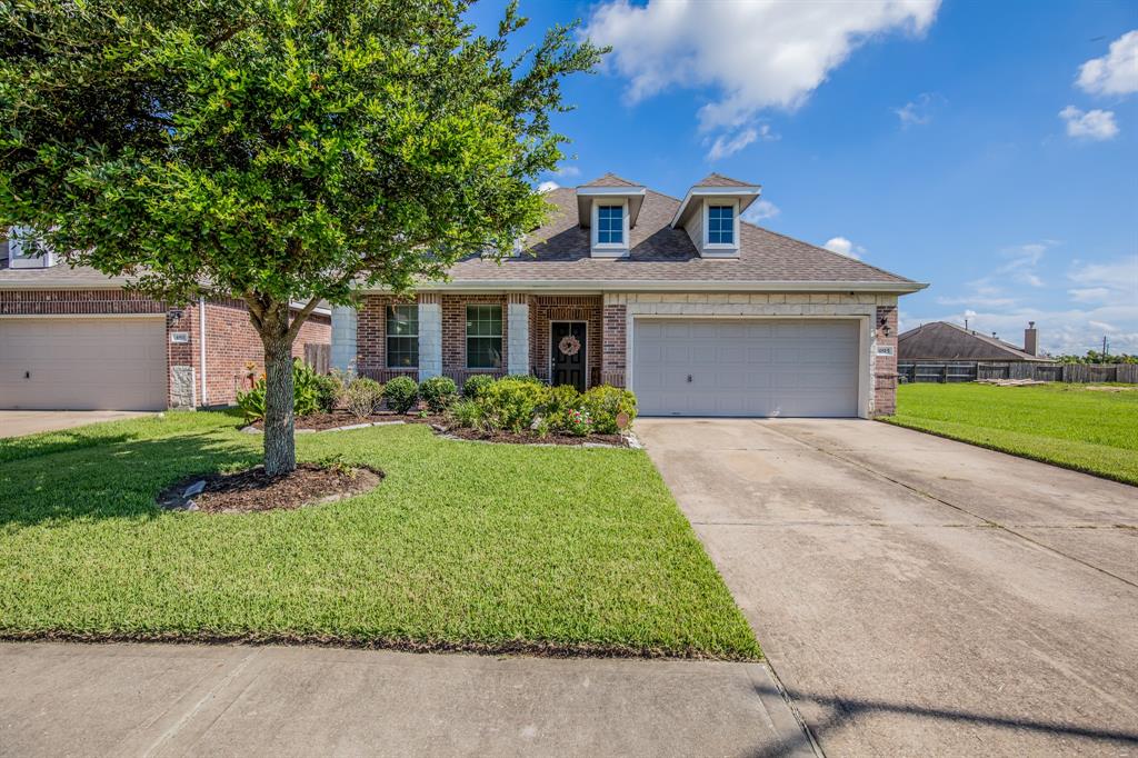 4815 Legends Bay Drive, Baytown, TX 77523