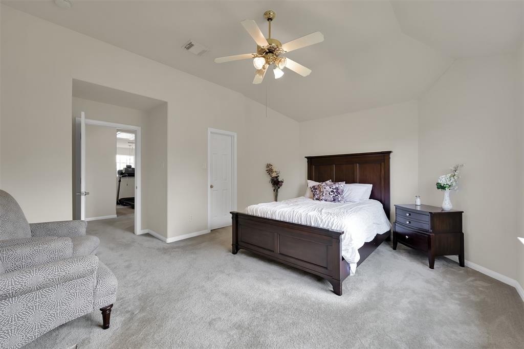 155 Snug Harbor Boulevard, Conroe, TX 77356