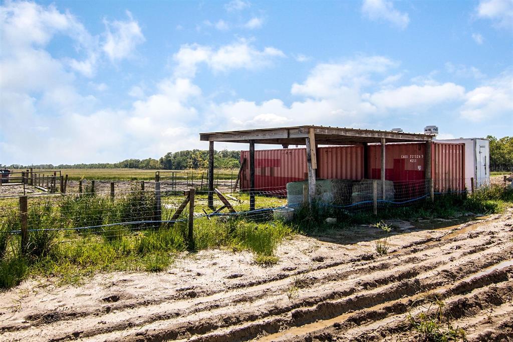 8327 N Humble Camp Road, Dickinson TX 77539