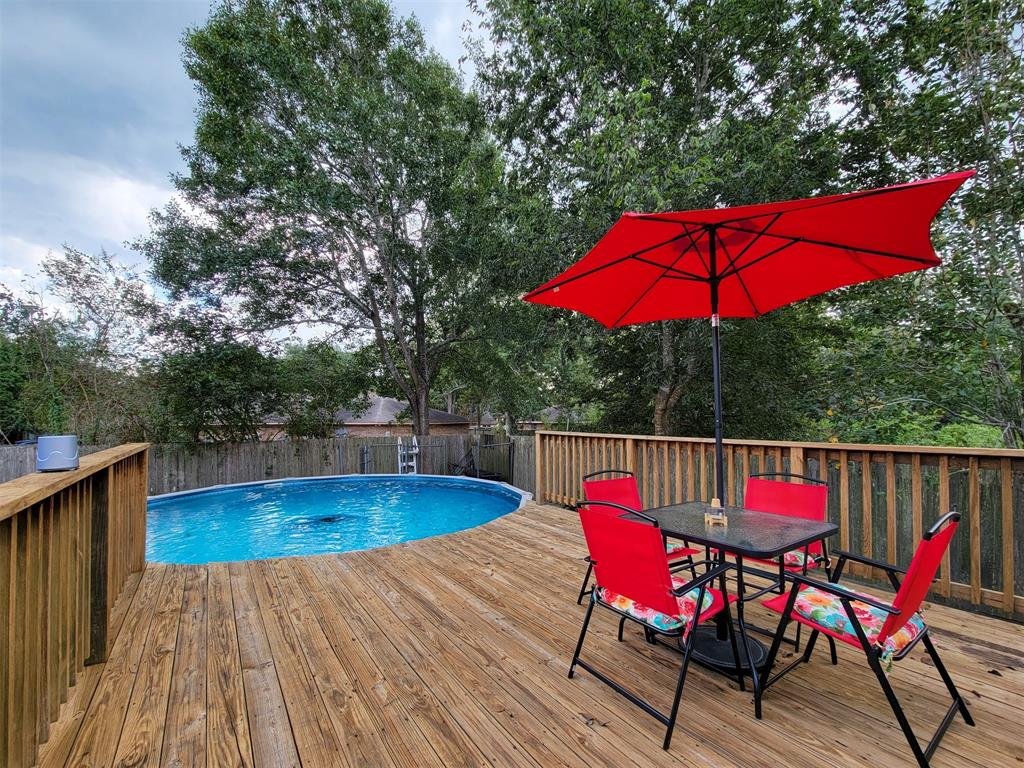 1512 Bell Oaks Drive, Bellville TX 77418