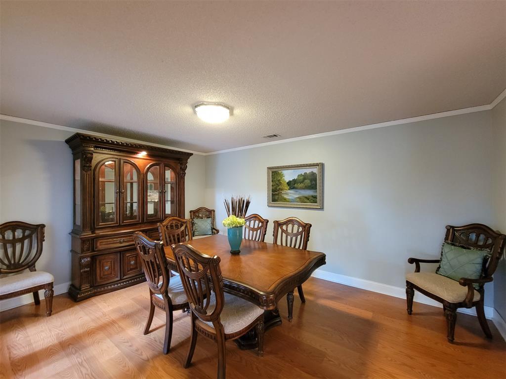 1512 Bell Oaks Drive, Bellville TX 77418