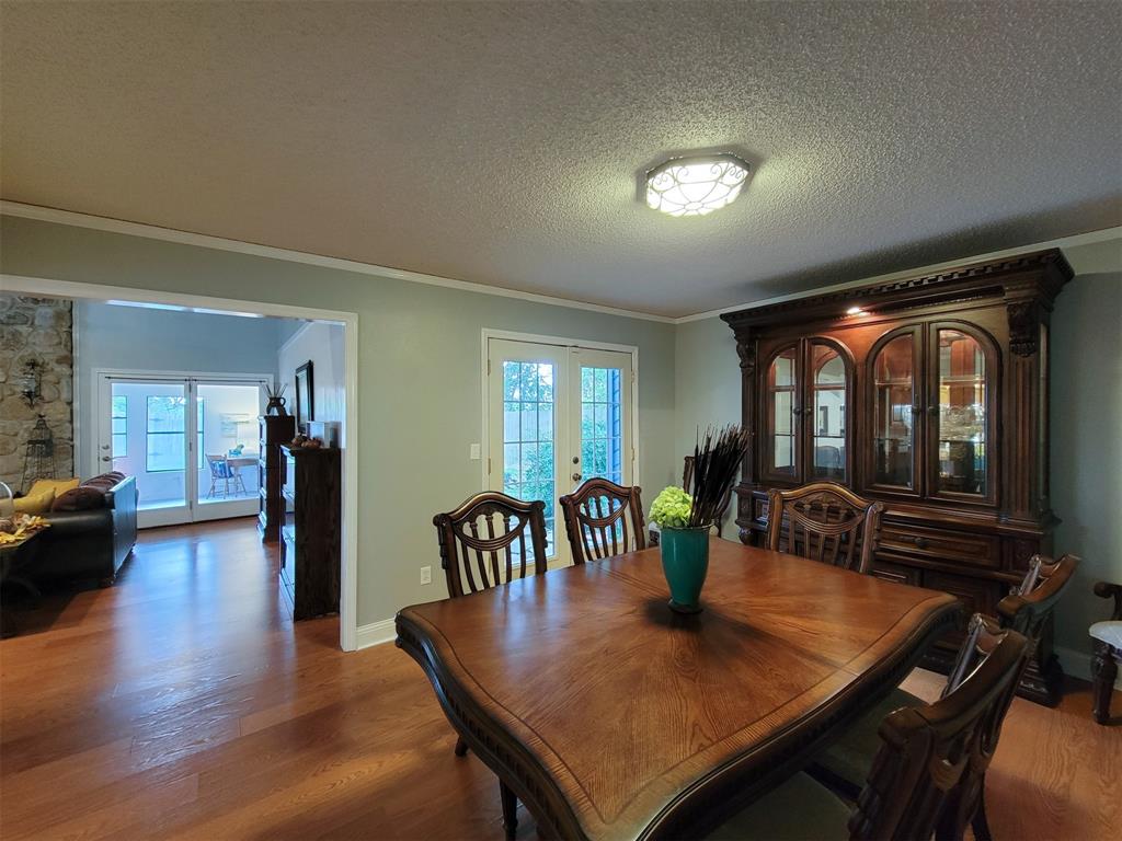 1512 Bell Oaks Drive, Bellville TX 77418