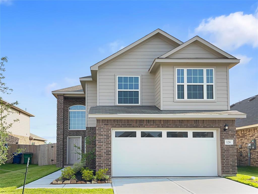 128 Kelly Street, Angleton, TX 77515
