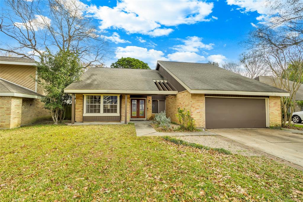 Property Detail on Becky Shannonhouse 16818 Spruce Run Drive, Spring