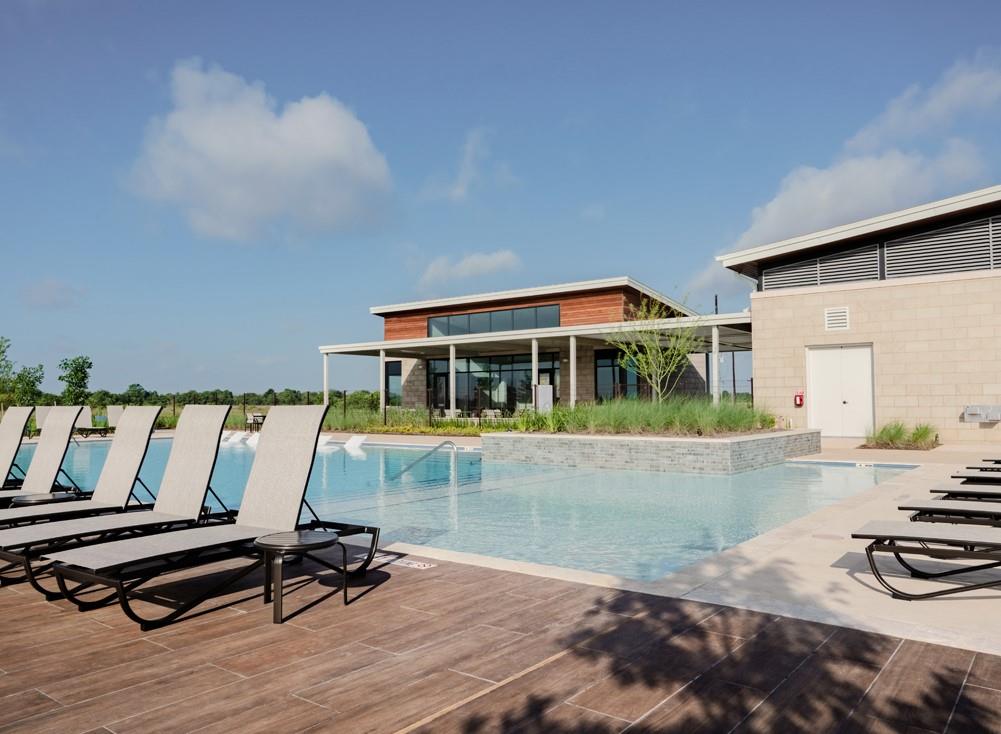 Property Detail on Marina Ortiz Silver 17034 Westmoreland