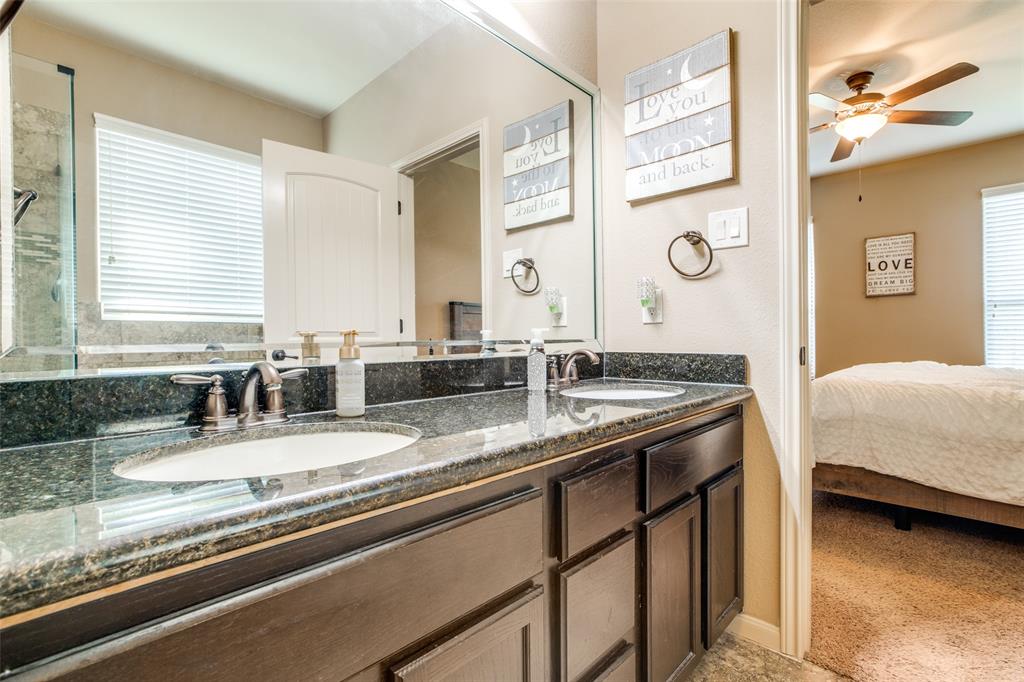 18428 Sunrise Maple Drive, Montgomery, TX 77316