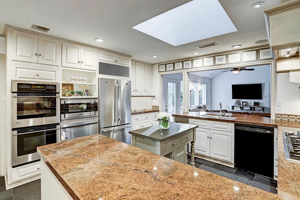 11518 Wendover Lane, Piney Point Village, TX 77024