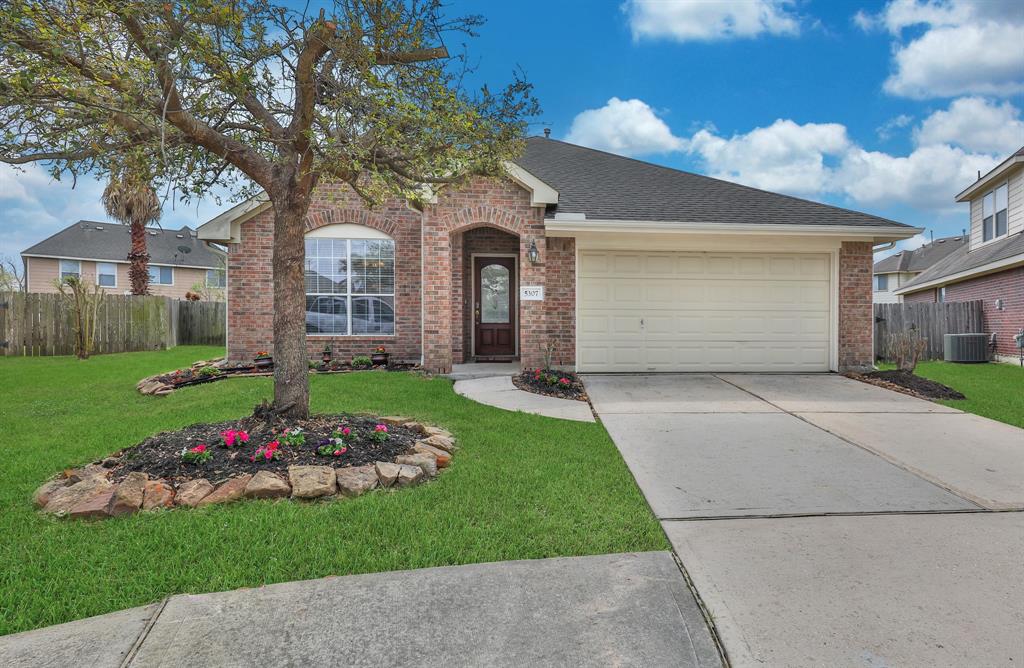 Sold 5307 Losoya Court, Spring, TX 77388 4 Beds / 2 Full Baths