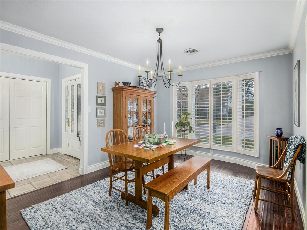 4 E Dansby Drive, Galveston, TX 77551