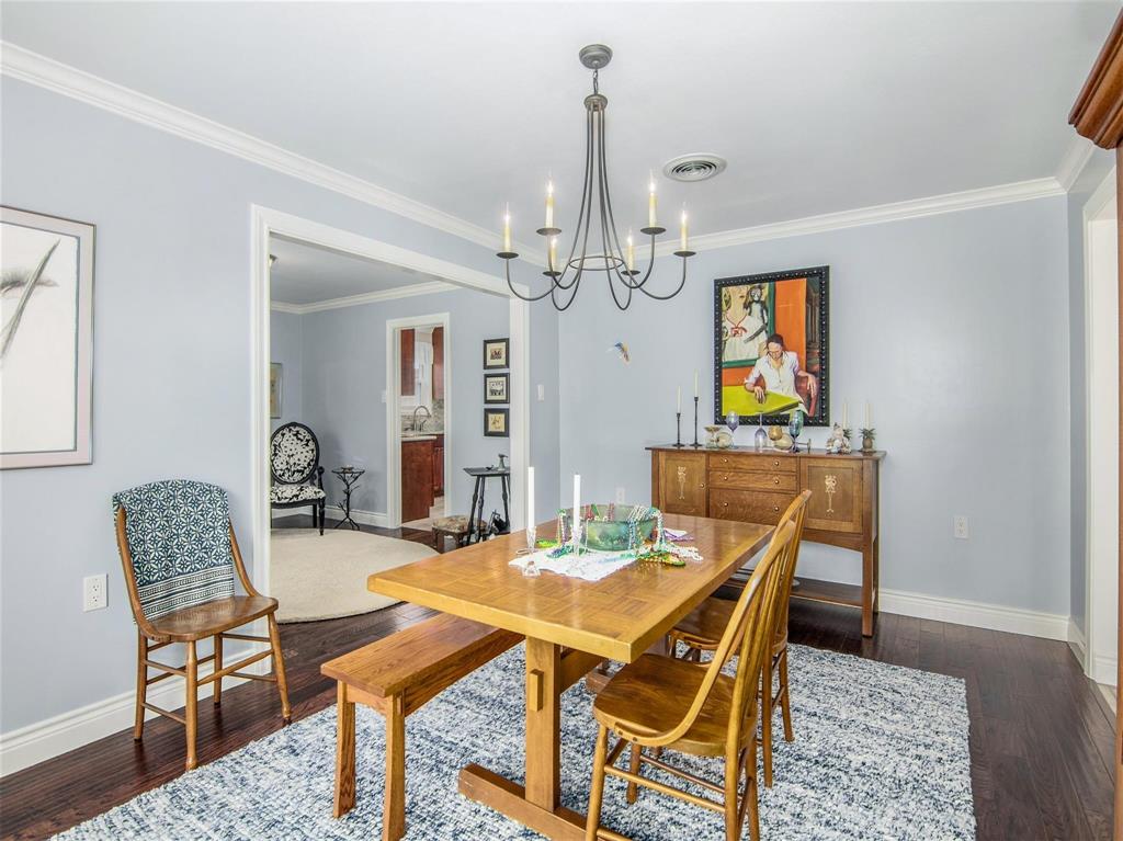 4 E Dansby Drive, Galveston, TX 77551