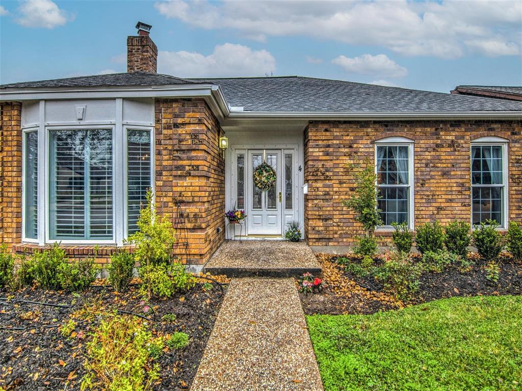 4 E Dansby Drive, Galveston, TX 77551