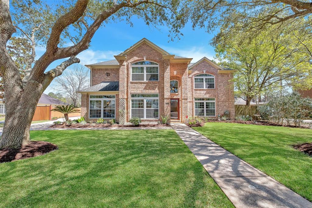 STERLINGWOOD subdivision homes for sale & Friendswood Tx Real Estate