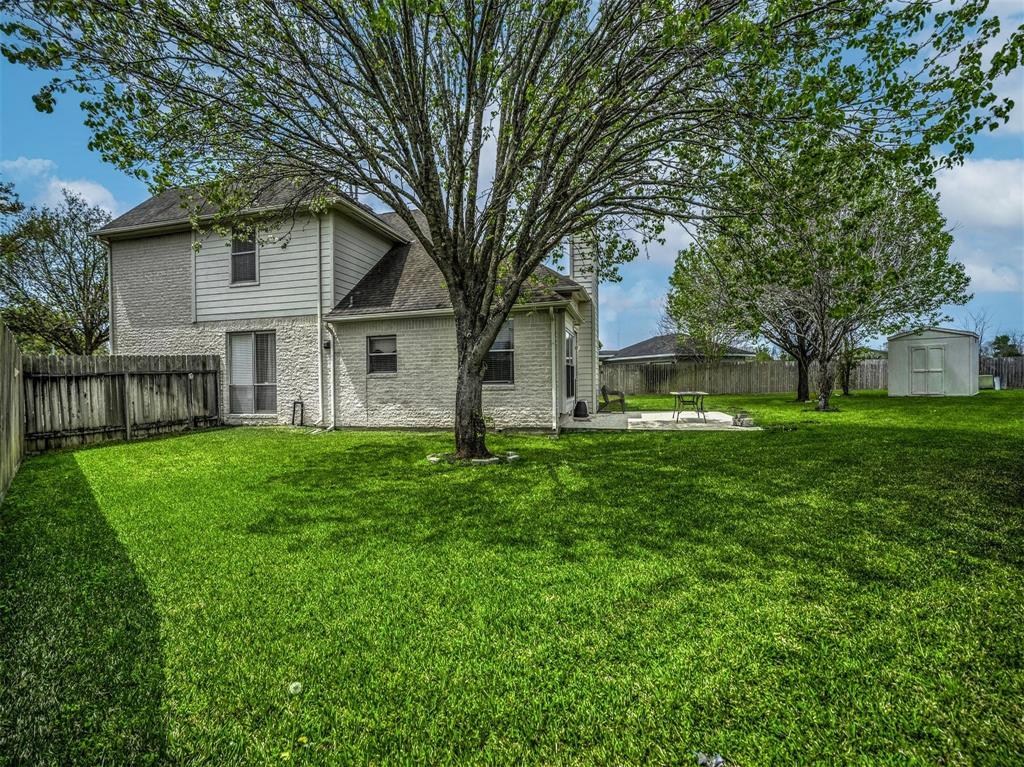 4403 Park Breeze Drive, Fresno, TX 77545