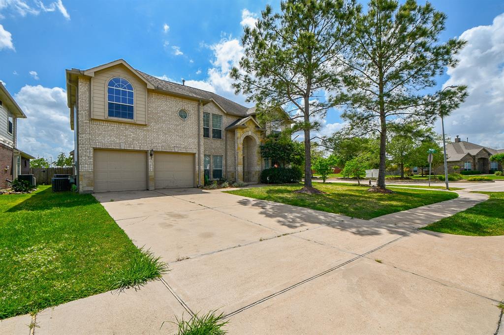 23423 Windy Bank Lane, Richmond, TX 77407
