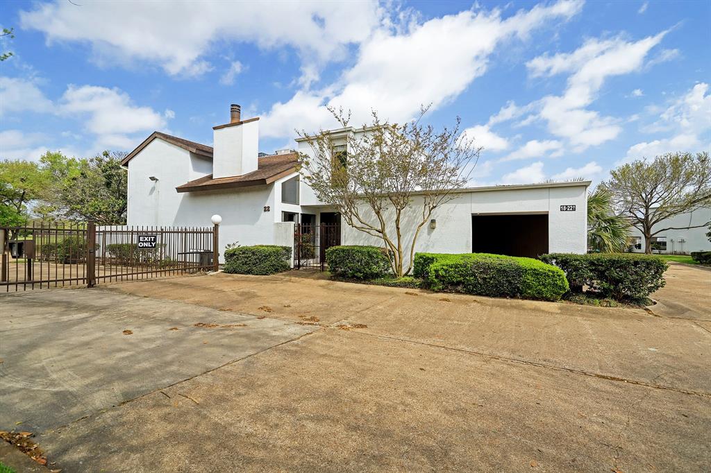 7655 S Braeswood Boulevard, Houston, TX 77071